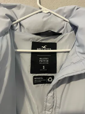Hollister Puffer Jacket thumbnail 2