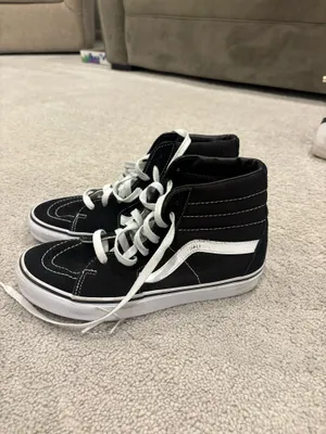 black and white vans size 8  thumbnail 3