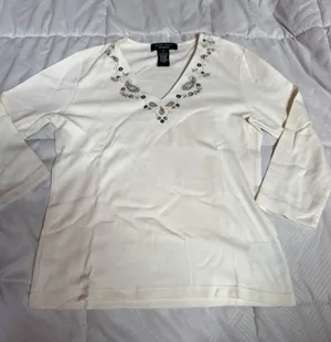 Nine West‎ V Neck Embroidery White Top S 3/4 Sleeve Cotton A1-0035 thumbnail 1