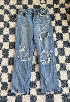 American Eagle Curvy 90s Straight Jeans thumbnail 1