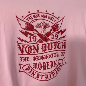 Von Dutch Pink Long Sleeve women’s crop top size medium thumbnail 4