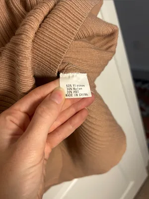 Ribbed V-Neck Sweater Vest in Camel-Taupe thumbnail 5