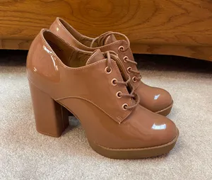 Brown Patent Leather Shoes Size 8.5 thumbnail 1