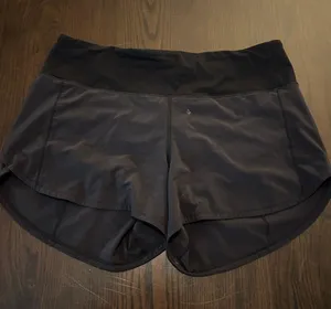 Lululemon Speed Up Shorts 4” thumbnail 4