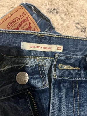 Levi’s Jeans thumbnail 3