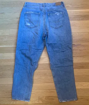Super Distressed Mom Jean thumbnail 5