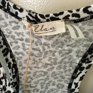 Elan cheetah print distressed tank top thumbnail 3