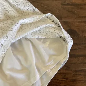 H&M White Lace Off The Shoulder Top thumbnail 4