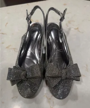Size 8 J. Reneé Tanay slingback pumps Silver thumbnail 1