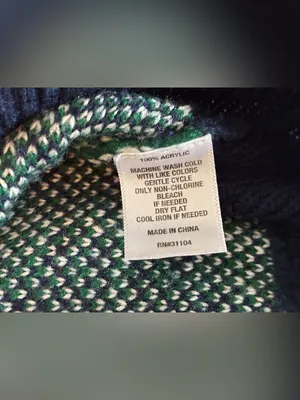Women’s crown & ivy Green and Navy Plaid Crewneck Sweater Ties in Back Size M thumbnail 3