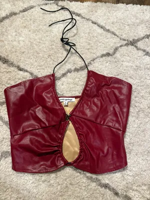 Red leather going out top thumbnail 2