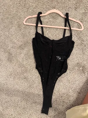 Edikted Top Black Lace thumbnail 2