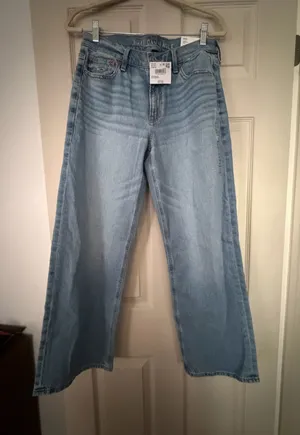 American Eagle Jeans thumbnail 1