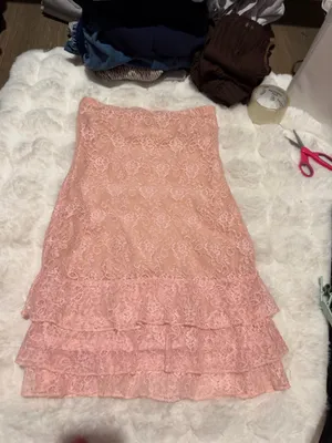 Pink lace mini dress thumbnail 2