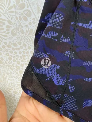 Lululemon Camo Emperor Blue Black 2" Hotty Hot Short - Size - 8 thumbnail 8