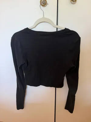 Long Sleeve Crop Top Bershka thumbnail 2