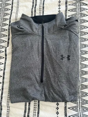 Under Armour Men’s Shirt Athletic gray quarter zip pullover size medium thumbnail 2