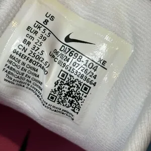 Nike Air Zoom Vomero‎ 16 Womens Size 8 White Pink Running Shoes Athleisure thumbnail 3