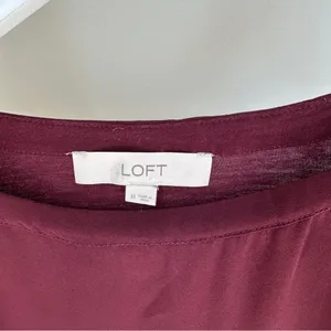 LOFT Deep Burgundy Short Sleeve Mixed Media Blouse Size Medium thumbnail 5