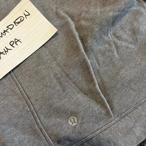 Lululemon broken beats cropped sweat shirt size XS/S thumbnail 4