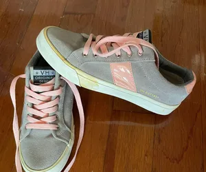 Vintage Havana Bristol Sneakers Gray And Pink Size 6.5 thumbnail 1