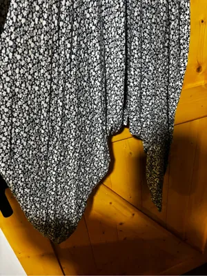 Mustard Seed Floral Handkerchief Hem Jumpsuit /Romper Size S‎ thumbnail 4
