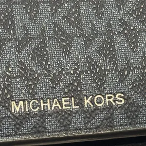 Michael Kors Black MK Signature Zip Card Holder Keychain Wallet thumbnail 3