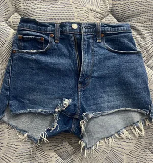 Abercrombie High Rise Mom Shorts Curve Love thumbnail 1