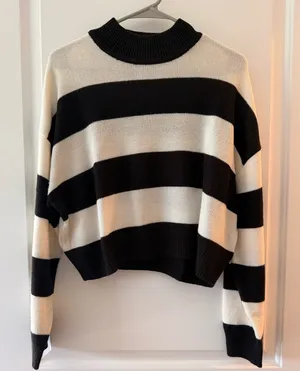 H&M Striped Cropped Sweater thumbnail 1
