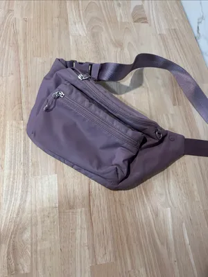 Athleta Mauve Fanny pack EUC thumbnail 4