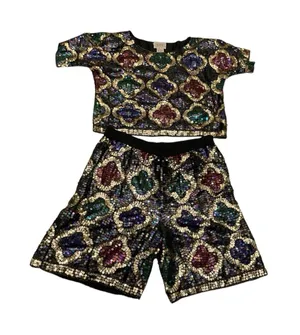 S N F‎ Silk Sequin Medallion Top And Shorts Size Medium thumbnail 1