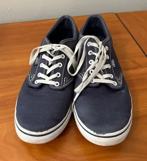 Vans TB4R Women’s Sneaker Navy Blue Lace Up Low Top Skate Casual‎ Canvas 9.5 thumbnail 1