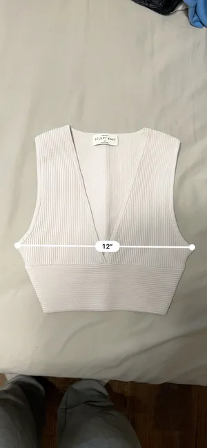 Aritzia Babaton Tank Sculpt Knit Crop thumbnail 4