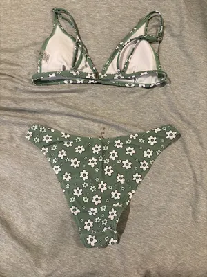 Shein Green Floral Bikini Set thumbnail 2