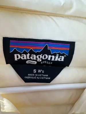 Cream Patagonia vest thumbnail 3