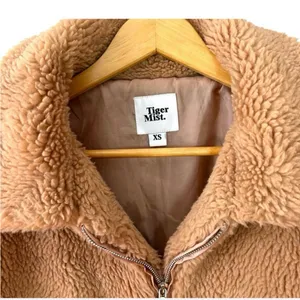Tiger Mist Women’s Tan Brown Teddy Plush Cropped Bomber Jacket Pockets‎ Zip XS thumbnail 3