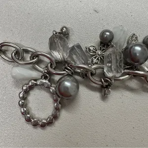 Silver Tone Chunky Charm Bracelet Hearts Rose Rhinestone thumbnail 4