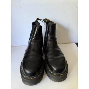 Dr. Martens 2976 Quad Platform Chelsea Women's Boot - Black, Size 6 C-5 thumbnail 2