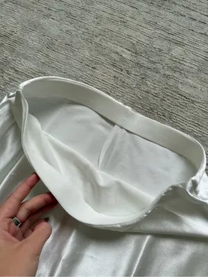 SHEIN White Satin Maxi Skirt (Size Small) thumbnail 4