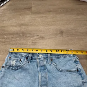 Levi’s Denim Shorts 501 thumbnail 3