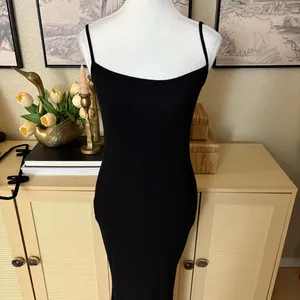 SKIMS Ribbed Soft Lounge Long Slip DressIn Onyx‎ Size Large thumbnail 3