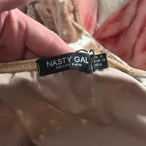 Nasty Gal 6 velour soft ballerina bodysuit thumbnail 3