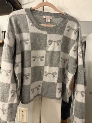 Sincerly Jules Gray & Cream Bow-Check Crewneck Sweater thumbnail 1