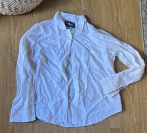Reformation White Casual Button Down Shirt thumbnail 1
