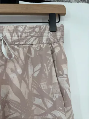Lululemon Spring Break Away Short 3” Size 6 Shadow Leaf Ivory Muse thumbnail 6