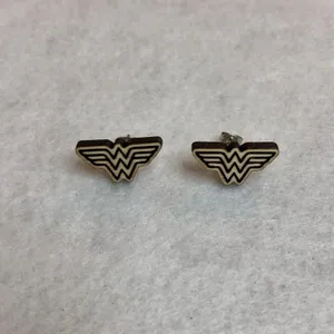 Wonder Woman Logo Wood Stud Earrings thumbnail 3