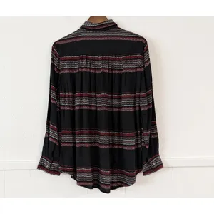 Intro Love the Fit Women’s Button Front Blouse Size M Black Red Stripe Rayon NWT thumbnail 3