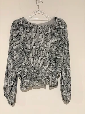 Altar'd State Top Snake Skin Print Sheer Lined Elastic‎ Waist grey medium thumbnail 2