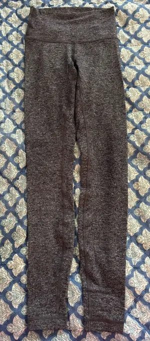 Lululemon gray align high rise leggings  thumbnail 1