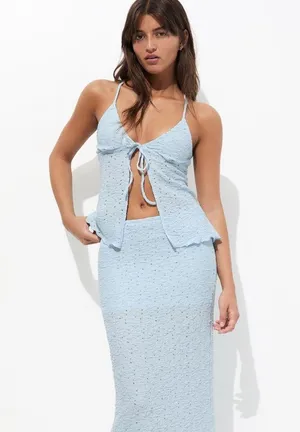 Pull&Bear top thumbnail 3